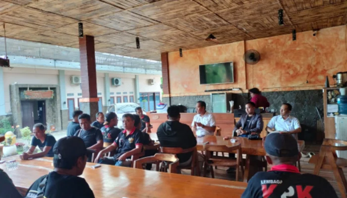 LSM KPK Kec. Bangsalsari Jalin Sinergi Dengan Polsek Ciptakan Kamtibmas Yang Aman Dan Nyaman