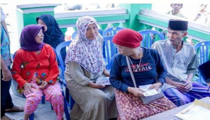 Air Mata di Balik Pengobatan Gratis: Aksi Kemanusiaan MWC NU Sukosari Menyentuh Hati Warga