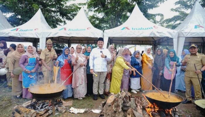 Kabupaten Batu Bara Pecahkan Rekor Muri Dunia Penyajian Kepah Serai Terbanyak