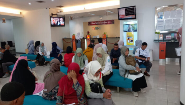 KKS Bansos Raib atau Direkayasa? Praktik Aneh KPM Bondowoso Terbongkar