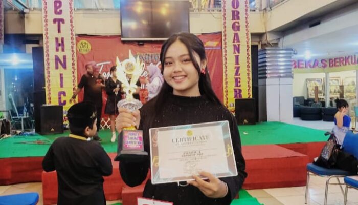 Raih Juara 1 Dalam Lomba Nyanyi Solo Kategori Pop, Gadis Jadi Kebanggaan Kedua Orang Tua