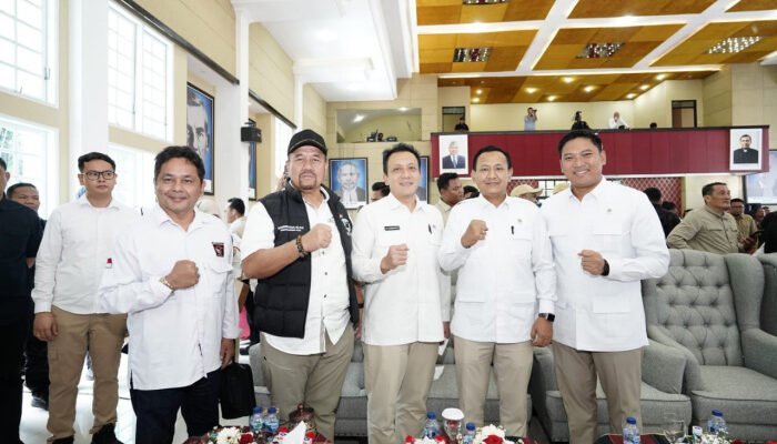 Bupati dan Wakil Bupati Batu Bara Hadiri Gerakan Penanaman Pohon di Tarutung
