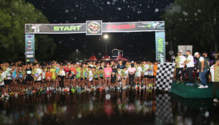 Kapolres Bondowoso Dukung Infantry Night Run 2026 Tetap Semangat Walau Hujan