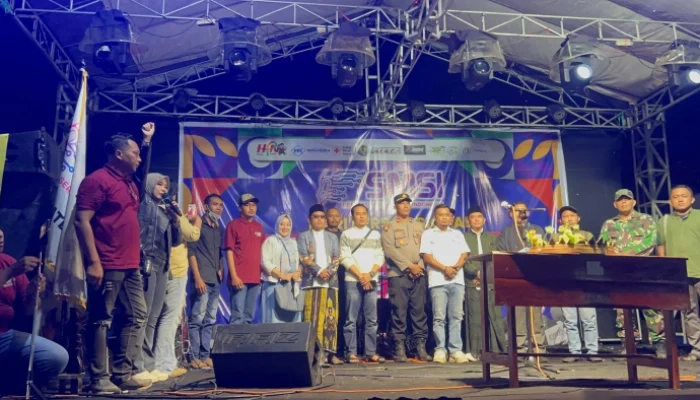 Puncak HPN Fest 2026 SMSI Bondowoso Diwarnai Pemotongan Tumpeng