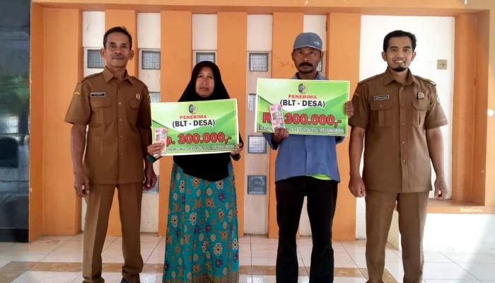 Transparansi, Pemdes Sendang Salurkan BLT-DD Triwulan, Kades Suwarto Titipkan Pesan Bermakna