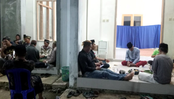 Warga Tegalsari Sambut Kegiatan IWB Bersholawat di Masjid Al Mukhlisin