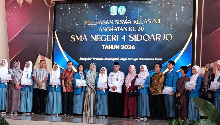 SMAN 4 Sidoarjo Lepas 471 Siswa Angkatan 30, 112 Masuk PTN