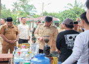 Pastikan Pelayanan Publik Hadir hingga ke Desa, Wabup Syafrizal Tinjau Langsung Pelaksanaan Program Berlayar