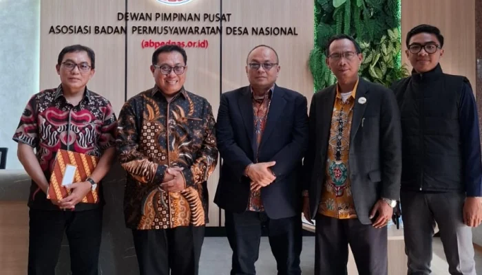 SMSI dan ABPEDNAS Jajaki Kolaborasi Nasional untuk Penguatan Desa dan Publikasi Program Strategis