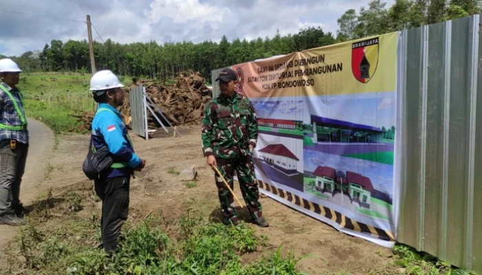 Dandim 0822 Bondowoso Turun Langsung Cek Patok Lahan Yon TP, Warga Sambut Pembangunan Strategis