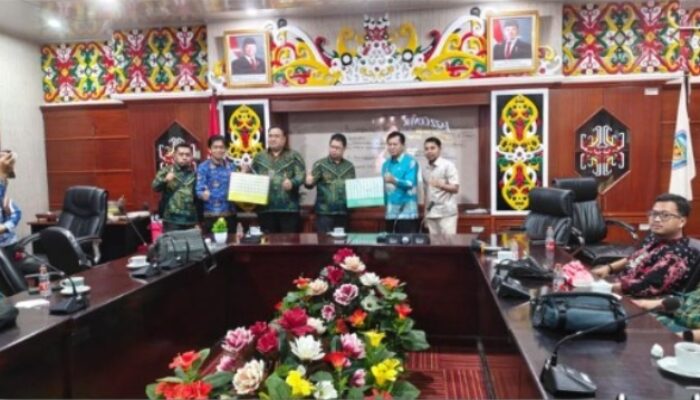 Sidang Keliling Perdana di Murung Raya, Lima Pasangan Resmi Dapat Pengesahan Perkawinan