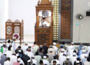 Wabup Murung Raya Jadi Khotib Salat Iduladha di Masjid Agung