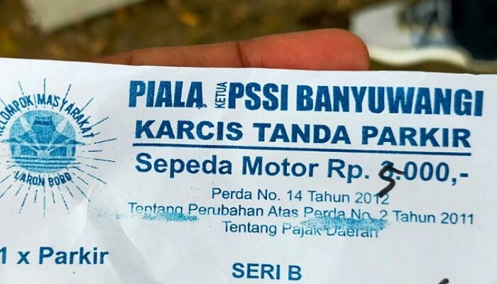 Karcis Dicoret Manual, Tarif Parkir Stadion Maron Tuai Sorotan