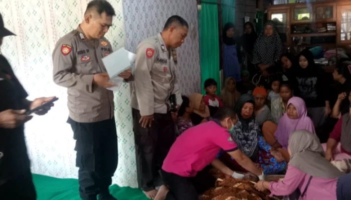 Pemancing Dikejutkan Penemuan Mayat Perempuan Mengapung di Sungai Perkebunan Kalirejo