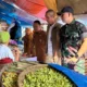 Pedagang Kaget! Dandim Bondowoso Sidak Mendadak Pasar Induk, Ini Temuan Terkait Harga Sembako