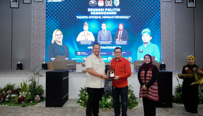 Bupati Batu Bara Ajak Masyarakat Rawat Demokrasi Melalui Dialog dan Partisipasi Aktif