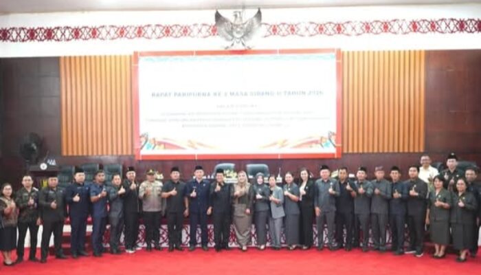 Fraksi-Fraksi DPRD Murung Raya Setujui Raperda Pertanggungjawaban APBD Tahun Anggaran 2025