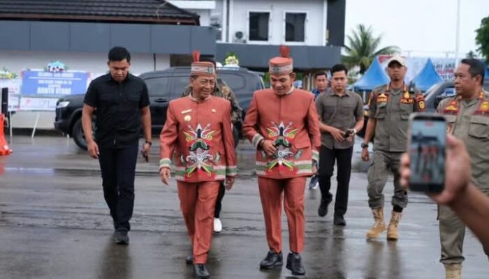 Bupati Murung Raya Hadiri Upacara Hari Jadi Ke-76 Kabupaten Barito Utara