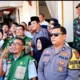 Sinergi Aparat dan Pemerintah Sukseskan Kunjungan Menko Pangan di Bondowoso, 350 Warga Terima Bantuan Beras