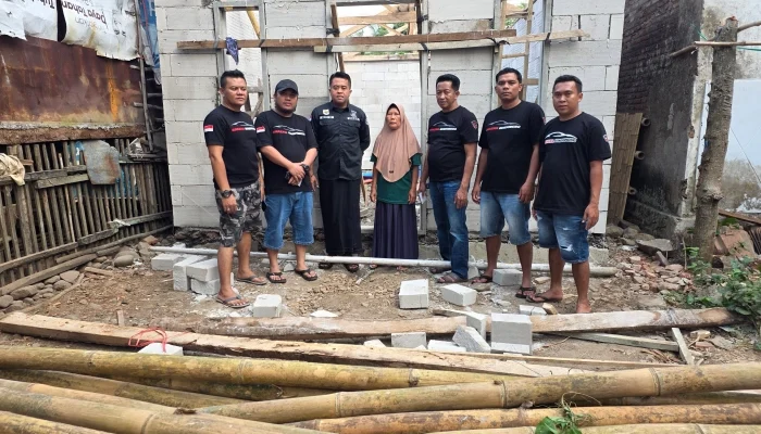 Sakera Bondowoso Bantu Seorang Lansia Wujudkan Rumah Layak Huni