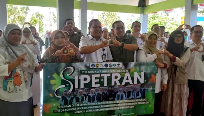 SIPETRAN UNEJ: Dari Potensi Hutan, Pangan, dan Sampah, Mahasiswa Gizi Bangun Desa Mandiri