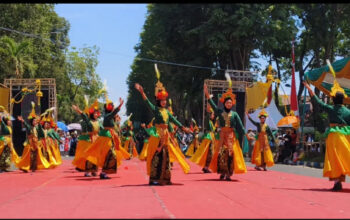 Ribuan Pelajar Kobarkan Semangat Budaya di HARJABO ke-207