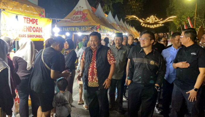 HUT Hari Bakti Adhyaksa ke-81, Kejari Nganjuk Bersama Pemkab dan PWI Hadirkan Pasar Rakyat