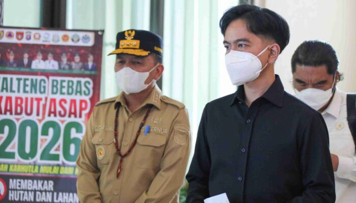 Wapres Gibran Tinjau Karhutla di Kalteng, Temui Keluarga Petugas yang Gugur