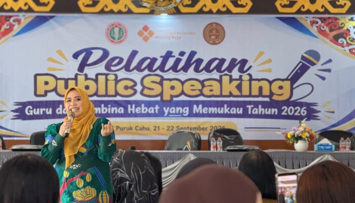 Dina Maulidah Dorong Guru dan Pembina Pramuka Tingkatkan Kemampuan Public Speaking