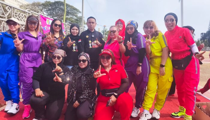 SENAM ZUMBA PENUH SEMANGAT, BAZAR UMKM MERAH PUTIH PWDPI SUKSES DIGELAR DIHADIRI 1.000 PESERTA