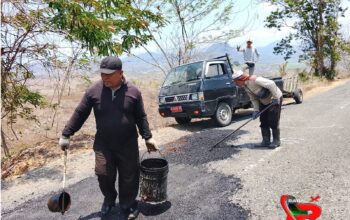 Pebaikan Jalan Desa Sawo Tumpak Mergo Campurdarat Tulungagung