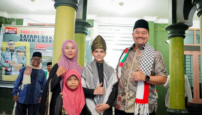 Bupati Batu Bara Sambut Safari Dakwah Anak Palestina, Salurkan Tali Asih dan Santunan Kepada Anak Yatim