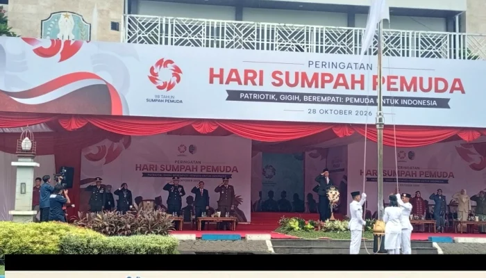 Hari Sumpah Pemuda, Bupati Tulungagung Serahkan Penghargaan
