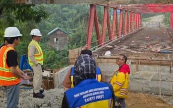 Bupati Heriyus Dorong Percepatan Rehabilitasi Jembatan Sanggrahan